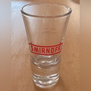 😎 Vintage Smirnoff Tapered Clear Shot Glass w/ red logo, 3-1/2” tall